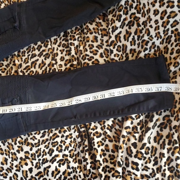 Versace V19-69 ABBIGLIAMENTO SPORTIVO SRL JEANS - Picture 5 of 13